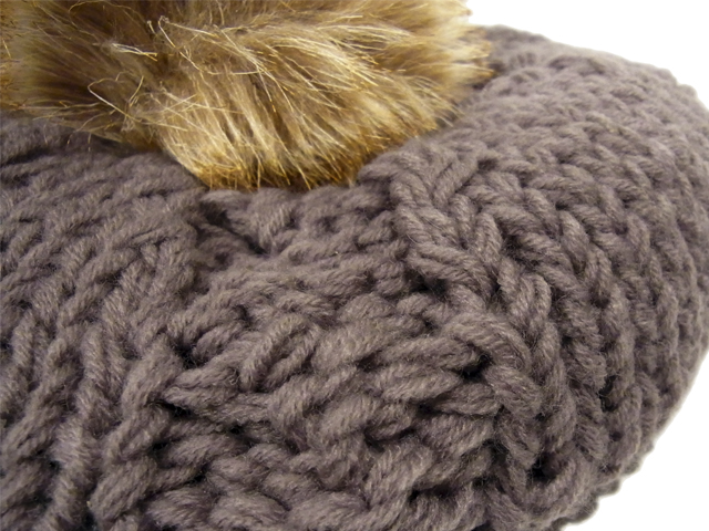 【KNOWLEDGE（ナレッジ）】　Fur Pompon Knit Beret　カラー：グレー